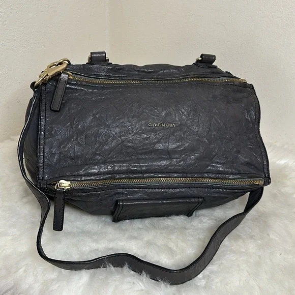 💯Authentic Givenchy Pandora Handbag🍀 - Picture 10 of 15